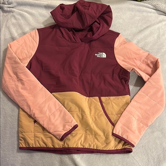 The North Face Quilted Pullover Hoodie - Picture 1 of 9